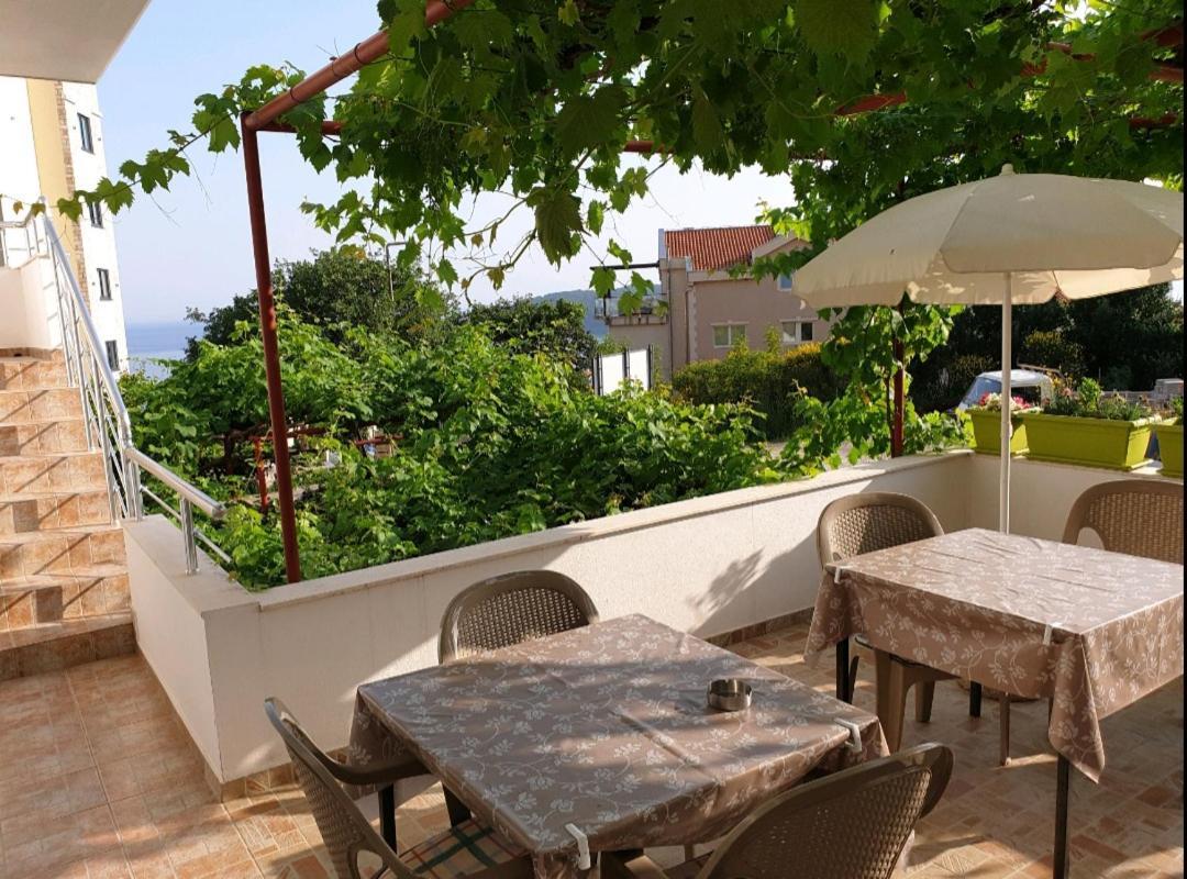 Guest House Ugljevarevic Budva Exterior photo